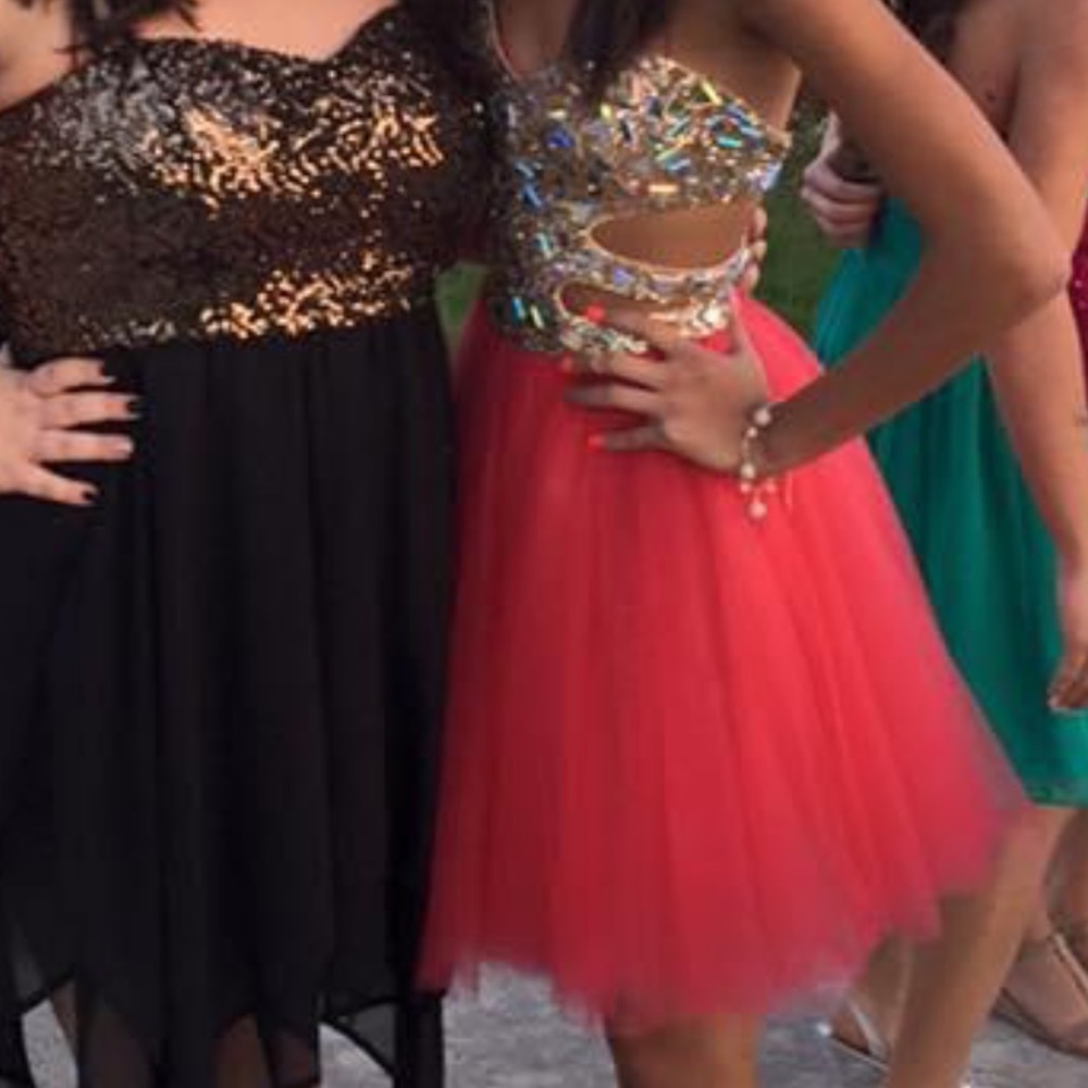 coral short homecoming dress